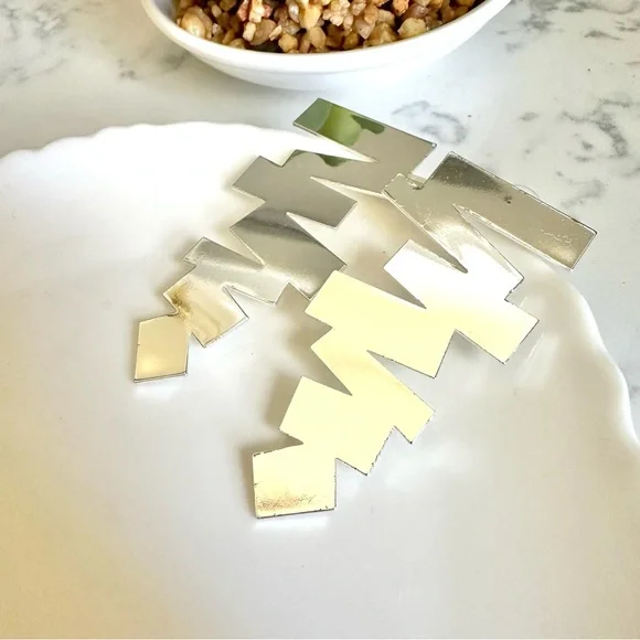 2/$30🌵 Silver Mirror Zig Zag Earrings Statement Tribal Geometric Aztec Gift NEW - Picture 10 of 11